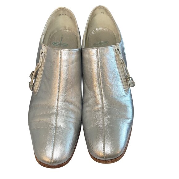 Norman Kaplan Vintage Womens Shooties Size 7 Silver Leather Heels Casual - Picture 1 of 14